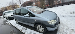 Vând Opel Zafira A 2003 - imagine 2