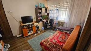 Apartament cu 3 camere, zona Valea Rosie