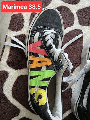 Vand adidasi diverse marimi  - imagine 4