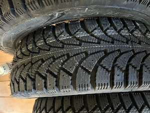 set anvelope de iarnă NOI - imagine 3