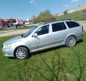 Skoda Octavia, 2011, 1.6 Diesel  - imagine 3