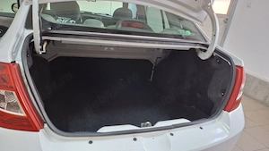 Renault Symbol 1.2i benzină, euro 5 - imagine 10