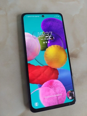 [A51] Vând Samsung Galaxy A51 [perfect funcțional] [cu o fisură] [poze reale] - imagine 2