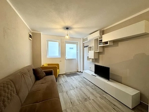 PERSOANA FIZICA vinde Apartament la curte, renovat recent, ultracentral Teatru