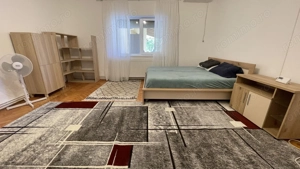 Casa cu teren frumos si garaj zona Mehala