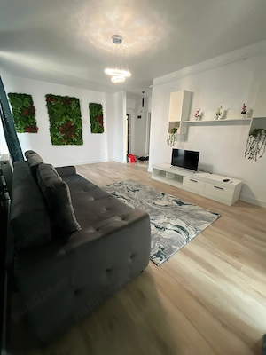 Închiriez apartament cu doua camere decomandate, Militari Rezistent 