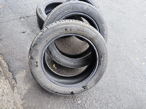 Vând cauciucuri Kumho 215 55 R18 - imagine 4