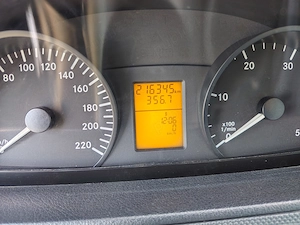 Mercedes-Benz Vito 2.2 CDI - imagine 8