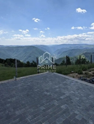 Cabană de vacanță | 3 camere | 82 mp | Situată la 23 km de Sebeș | 