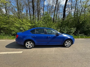 Skoda Octavia 1.6TDI Ambition - imagine 7