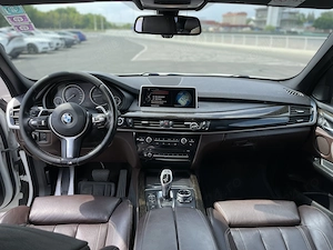 Bmw X5 2014 motoriza 3.0d 258 CP cu o singura turbina, cel mai fiabil motor - imagine 9
