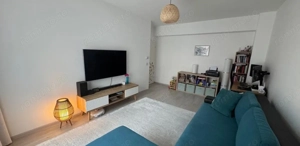 Apartament decomandat  2 camere Tractorul