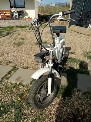 Scuter ideal pt a fi folosit in oras sau a fi usor transportabil in voiaj cu autorulota - imagine 3