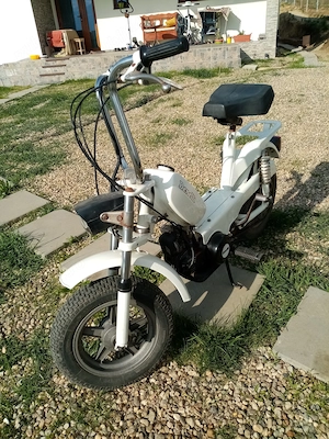 Scuter ideal pt a fi folosit in oras sau a fi usor transportabil in voiaj cu autorulota - imagine 4