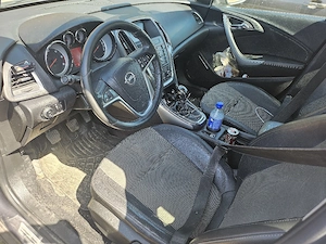 opel astra j break - imagine 3