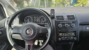 Vand VW Touran 1.6 TDI, 2015, Inmatriculat, 215.000 km, pret 7.200 Euro - imagine 4