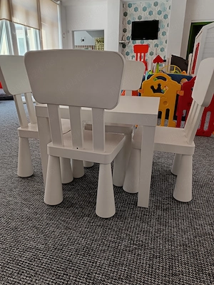 Masa MAMMUT Ikea alba pt copii cu 4 scaune - imagine 2