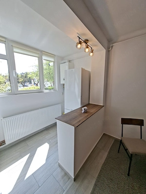 Inchiriez garsoniera zona Mihai Viteazu renovata la cheie - imagine 5