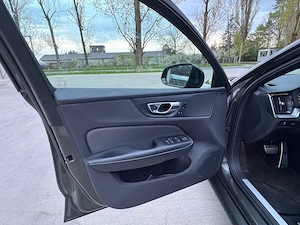 volvo S60 r Design keyless distronic bord digital lane side scaune comfort 2022 - imagine 11