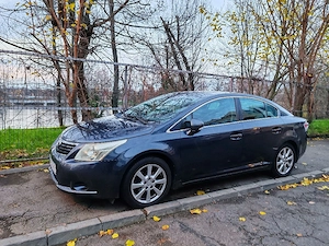 Toyota Avensis benzină  - imagine 5