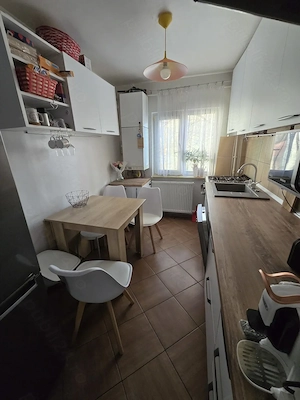 Propietar vand apartament 2 camere, etaj 3 in Girocului , comision 0