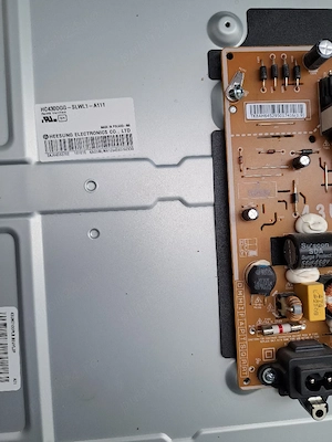 LG43UM7100PLB piese led - imagine 5