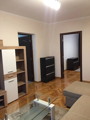 Închiriez apartament modern ULTRACENTRAL cu 2 camere în Satu Mare - imagine 4