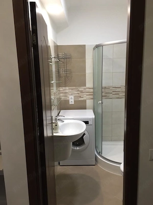 Închiriez apartament modern ULTRACENTRAL cu 2 camere în Satu Mare - imagine 5