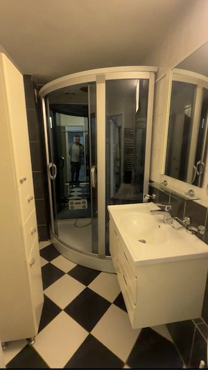 Proprietar!Brancoveanu 2 camere 5 8 61mp 4 minute de METROU SI PARC MOBILAT LUMINOS( orientareVEST) - imagine 7