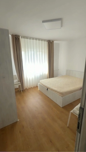 Proprietar!Brancoveanu 2 camere 5 8 61mp 4 minute de METROU SI PARC MOBILAT LUMINOS( orientareVEST) - imagine 3