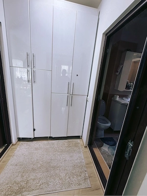 vand apartament zona centrala  - imagine 4