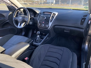 Kia Ceed 2011 recent adusa din Germania