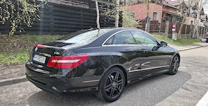 Mercedes E Coupe 250 CGI 204CP Unic proprietar Accept unele variante Auto Moto - imagine 2