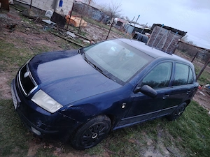 Vând urgent skoda fabia 