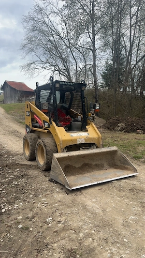 miniîncarcator caterpillar 226b3 high flow - imagine 2