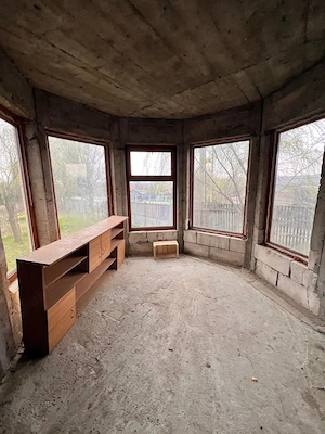 Casa in centrul com Maciuca, Oveselu, jud Valcea - imagine 11