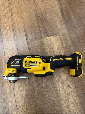 Vând multitool DeWALT XR Brushless DCS355N (18V) - imagine 3