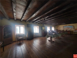 Imobil pentru pensiune sau alte activitati in Pischia - imagine 5