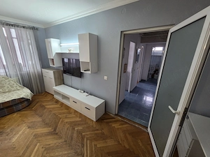 PROPRIETAR  vând   apartament 2 camere, Țiglina 1 vis-a-vis de Tribunal  - imagine 7