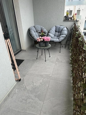 Apartament cu 2 camere mobilat si utilat et 2 DECOMANDAT LA 1 MINUT DE parc Neptun Giroc - imagine 11