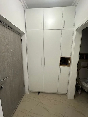 Apartament cu 2 camere mobilat si utilat et 2 DECOMANDAT LA 1 MINUT DE parc Neptun Giroc - imagine 6