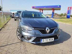 Renault Megane IV 1.3 tce 140 cp - imagine 3