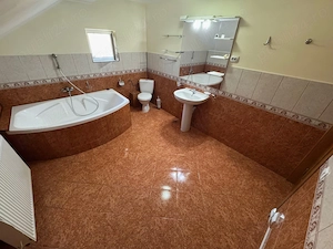 Vand in Stefanesti Casă individuală trainică. Intimitate și confort - imagine 11