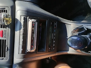 Vând Skoda Octavia 1.6 benzina pentru dezmembrări  - imagine 8