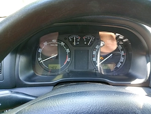 Vând Skoda Octavia 1.6 benzina pentru dezmembrări  - imagine 7