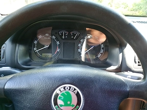 Vând Skoda Octavia 1.6 benzina pentru dezmembrări  - imagine 10