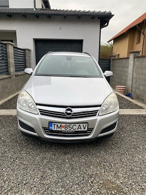 Opel Astra 1,6 benzina Automata - imagine 4