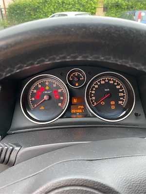 Opel Astra 1,6 benzina Automata - imagine 3