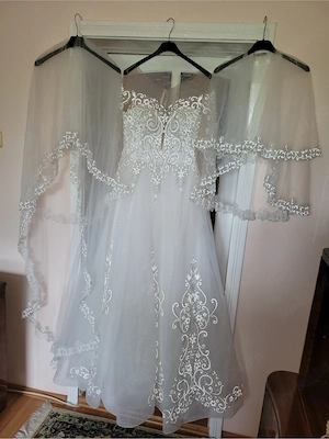 Rochie de mireasa 