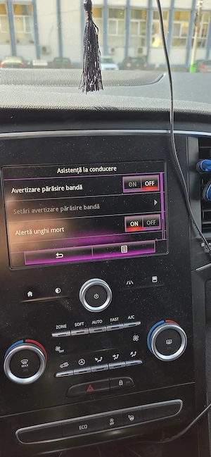 Renault Megane 4 1.5 dci 2016 - imagine 9